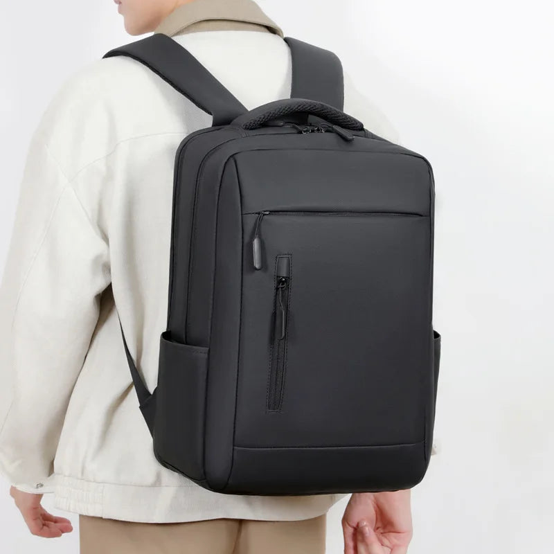 VOYAGEUR 25L