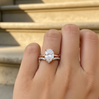 ELARA - 925 Sterling Silver Moissanite Ring