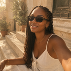 GROOVY - Riveted Retro Sunglasses