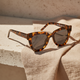 LUNAIRE - Cat-Eye-Sonnenbrille mit Flügeln