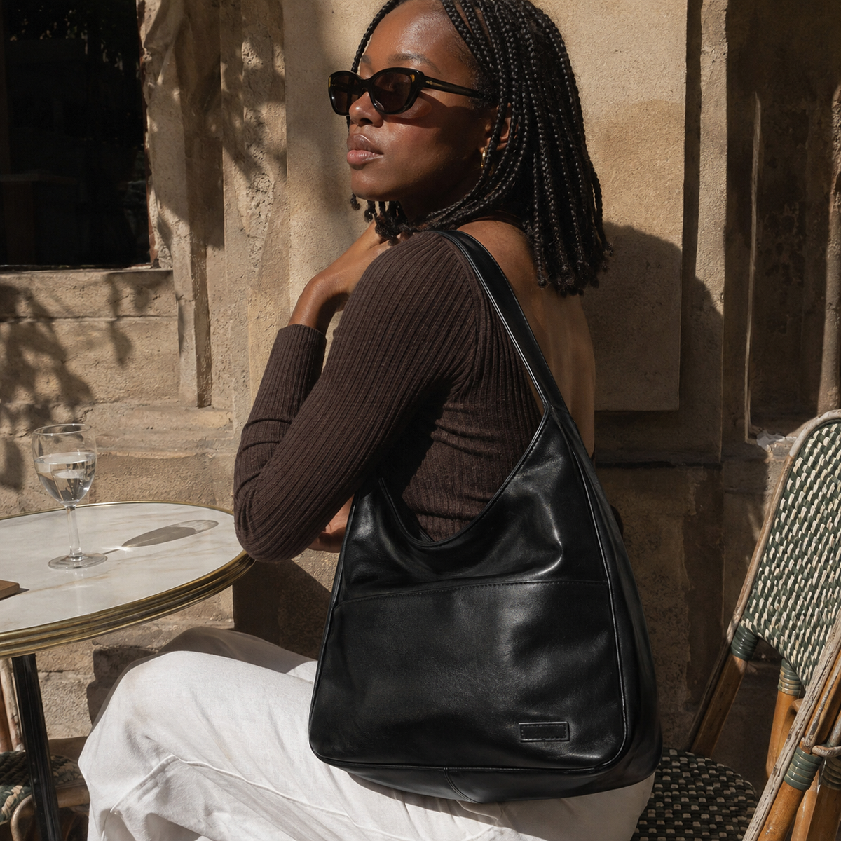 MAËVA - Vegane Schultertasche aus Leder
