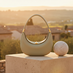 NOÉMIE - Sac demi-lune en cuir véritable