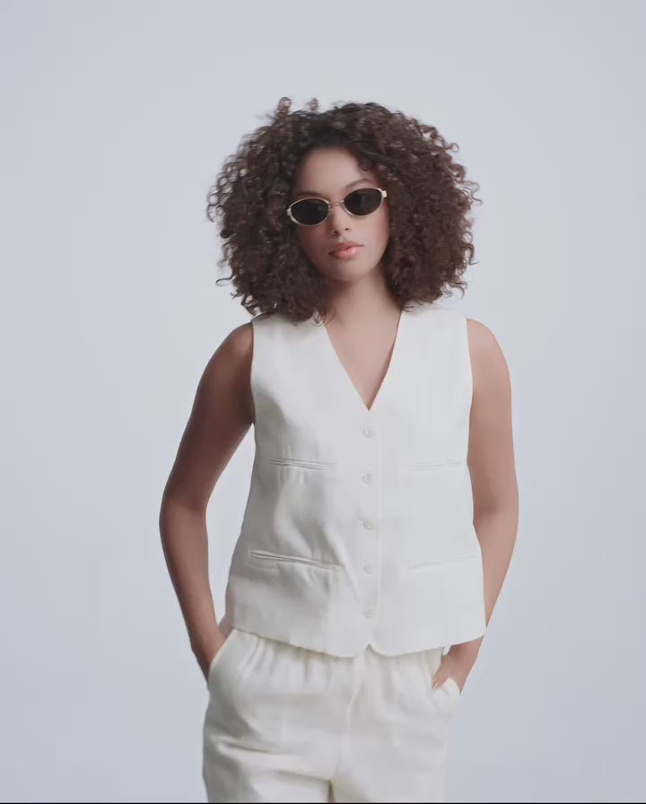AMARETTO - Metal Temple Oval Sunglasses