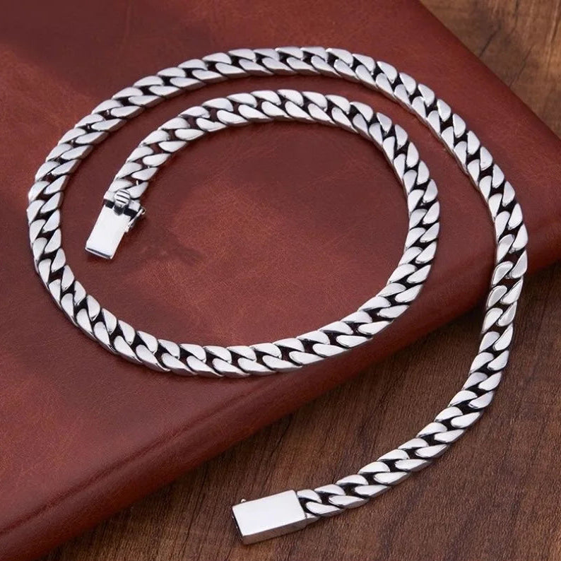SOVEREIGN - 925 Sterling Silver Cuban Chain Necklace