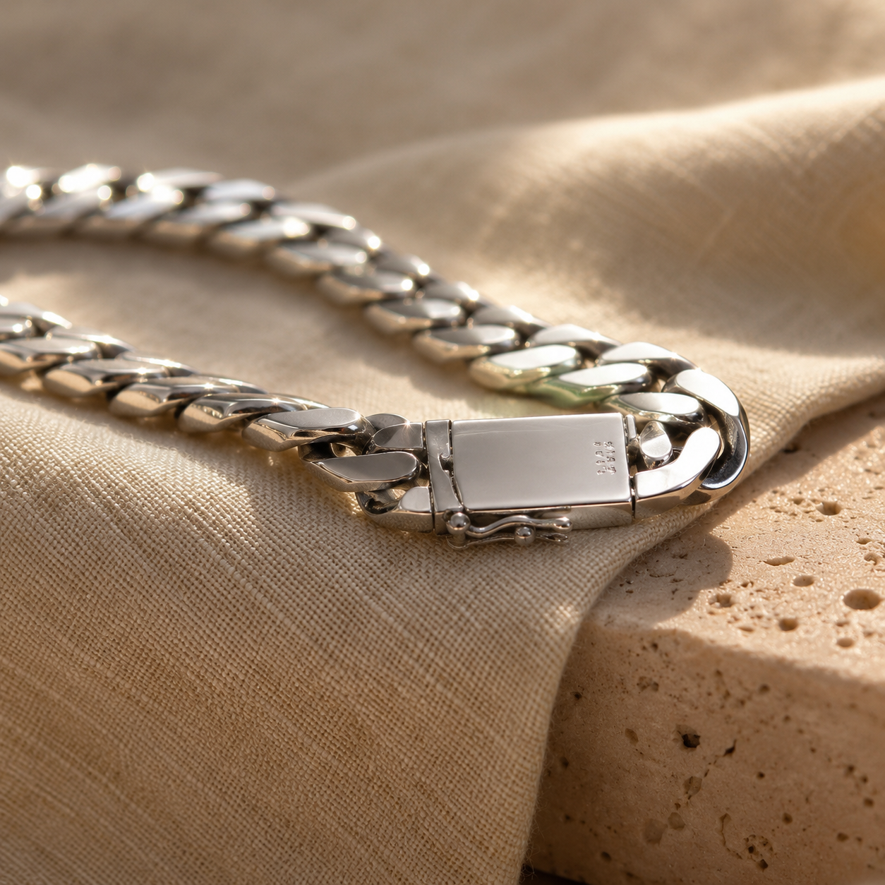 SOVEREIGN - 925 Sterling Silver Cuban Chain Necklace