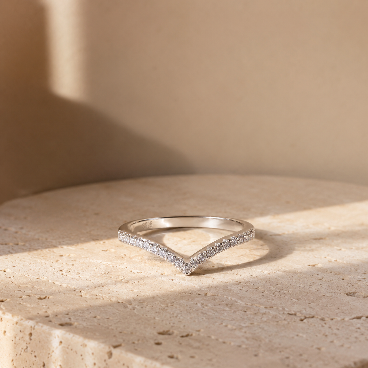 ZOE - 18K White Gold Vermeil 925 Sterling Silver Moissanite Ring
